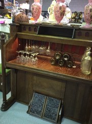 Wine Piano Bar